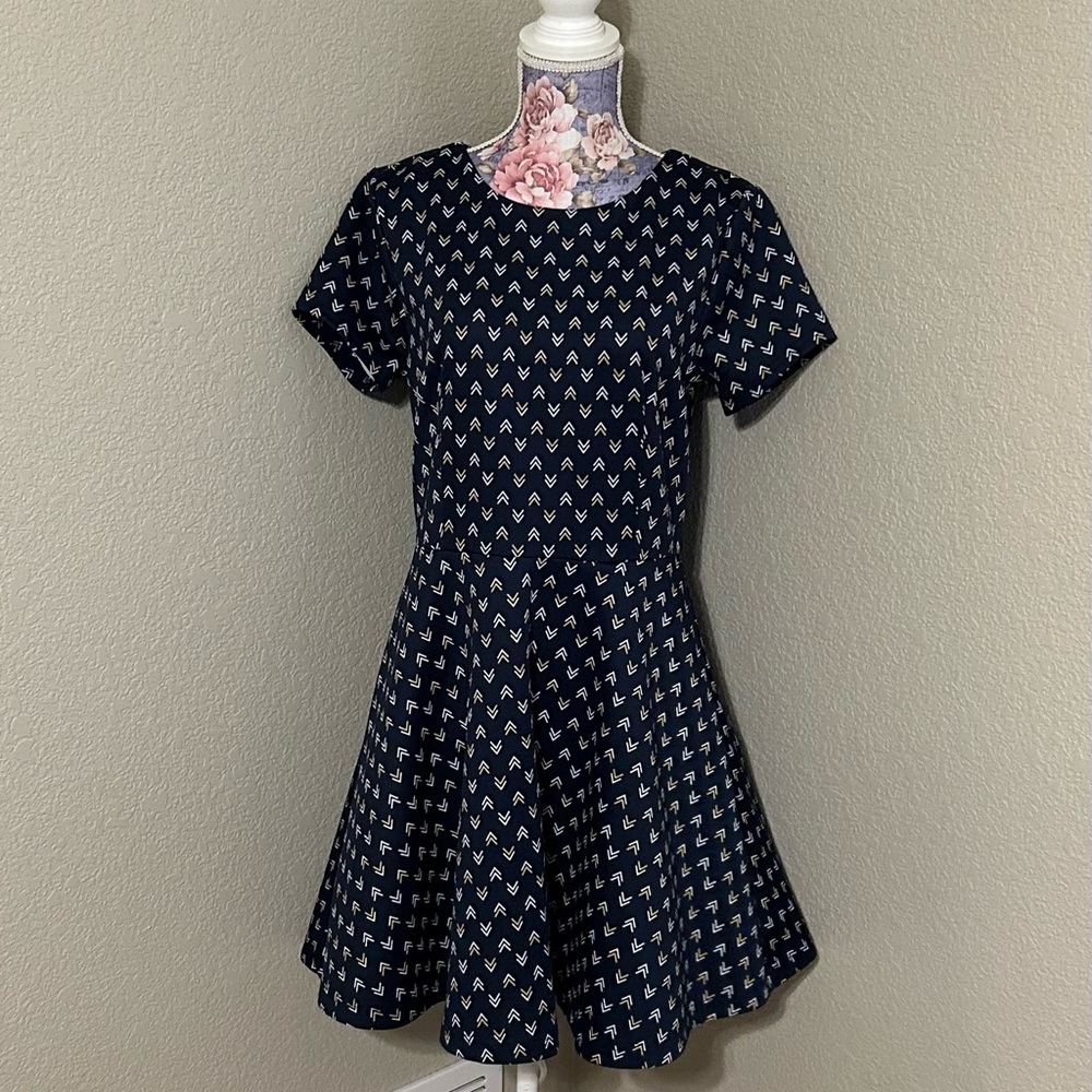 Copper Key Navy Dress with White and Yellow Chevron